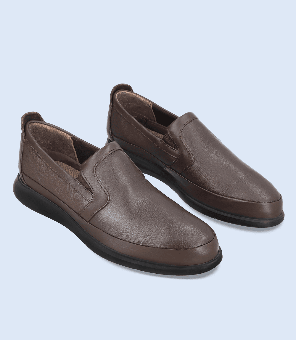 Men & Women Shoes from Borjan: Style, Comfort & Durability
